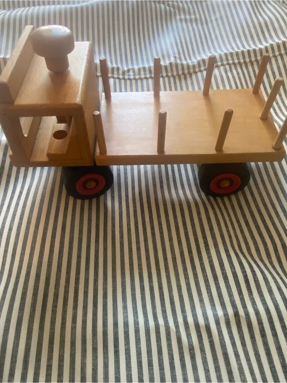 Fagus retired peg flatbed truck